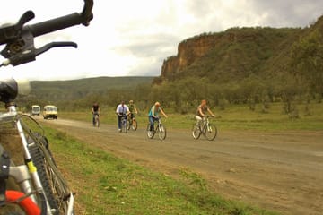 6-Day 4x4 Safari Tour in Kenya's National Parks