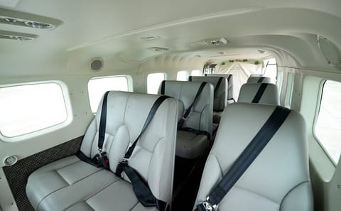 Scenic Seaplane and Cruise Tour from Hanoi to Halong Bay