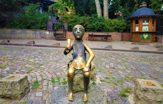 Discover Georgia: Tbilisi, Kutaisi & Batumi in 8 Days