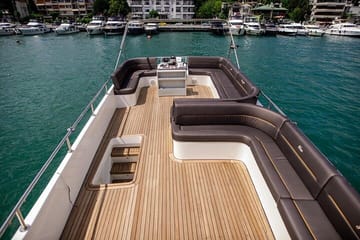Private Luxury Yacht Tour of the Bosphorus in Istanbul