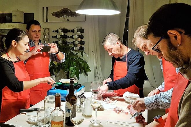 Private Paella class, Tapas, full menu and Sangria workshop photo 3