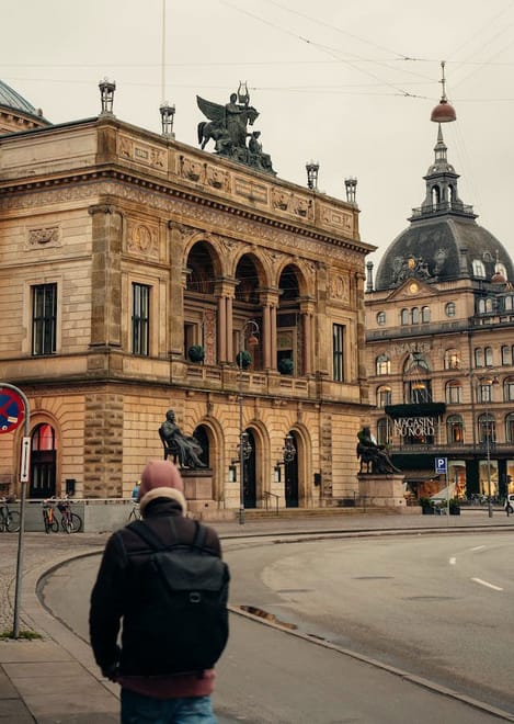 Copenhagen Shore Excursion: Top Attractions and City Tour