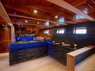 New Year's Eve Fireworks Yacht Cruise, photo 6