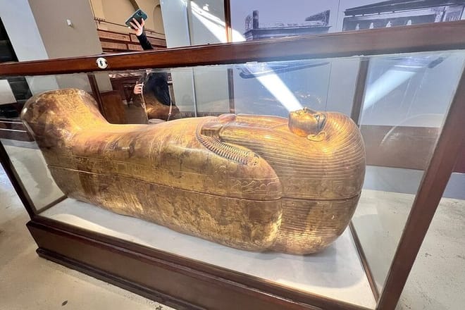 Pyramids of Giza And Egyptian Museum Day Tour By Plane From Sharm 9
