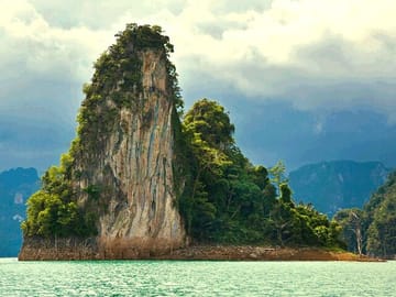 Khao Sok: Full Day Bamboo Rafting Tour from Khao Lak