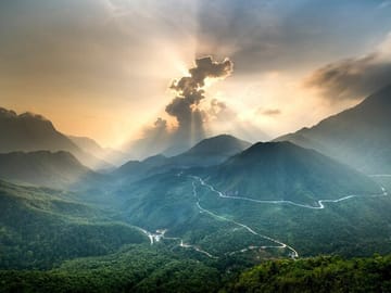 From Sapa: Adventure Tour To O Quy Ho & Trekking Sin Chai Village