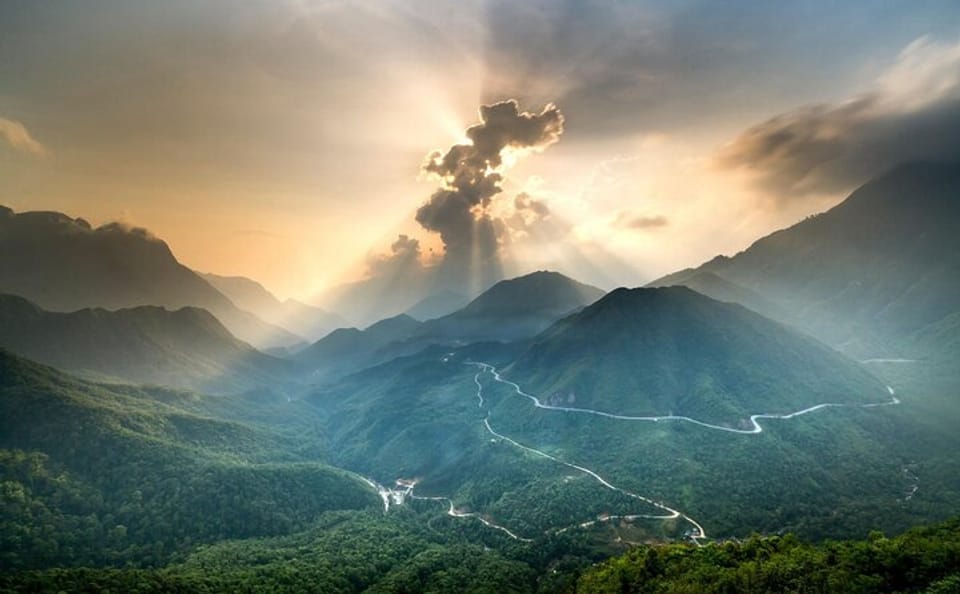 Adventure Tour from Sapa to O Quy Ho and Sin Chai Village
