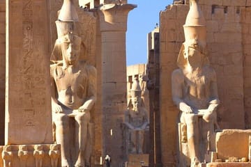 Private Full-Day Tour of Luxor by Plane from Cairo