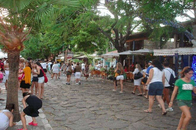 1–Day Arraial & Búzios Tour: Paradise in the Coast of Rio de Janeiro 4
