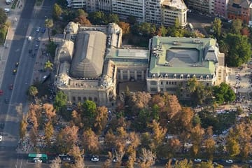 Transfer from the hotel in Santiago city to the Arturo Merino Benitez airport