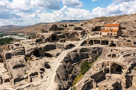 Uplistsikhe Adventure: Private Day Trip from Tbilisi with Historical Sites