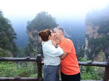 Zhangjiajie to Avatar Mountain and Glass Bridge Private Tour