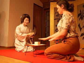 Tokyo Geisha Experience: Rare Cultural Show & Interaction