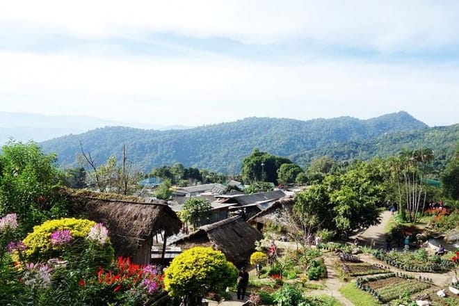 CHIANG MAI: Half Day Tour to Doi Suthep Temple+Meo Village 10
