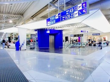 Private Airport Transfer Between Eleftherios Venizelos and Athens