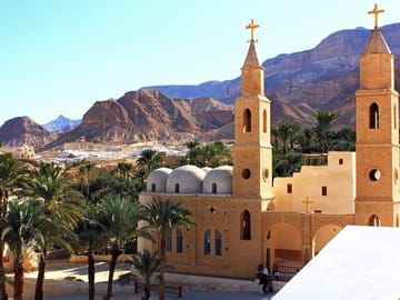 Private Full-Day Tour of Monasteries St Paul and St Antonius