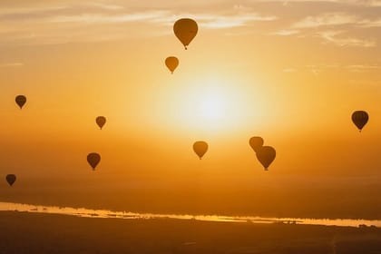 Luxor Sunrise Hot Air Balloon Ride Over Ancient Monuments