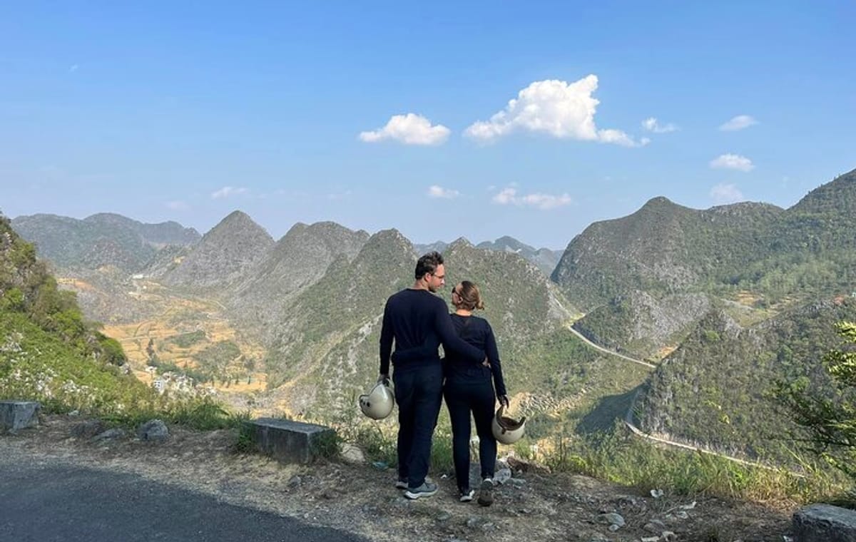 4 Days Tour from Hanoi: 3 Days Motorbike Ha Giang Loop-Easy Rider