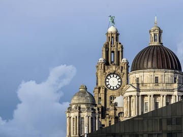 Liverpool 3-Hour City Orientation Tour with Beatles Museum Entry