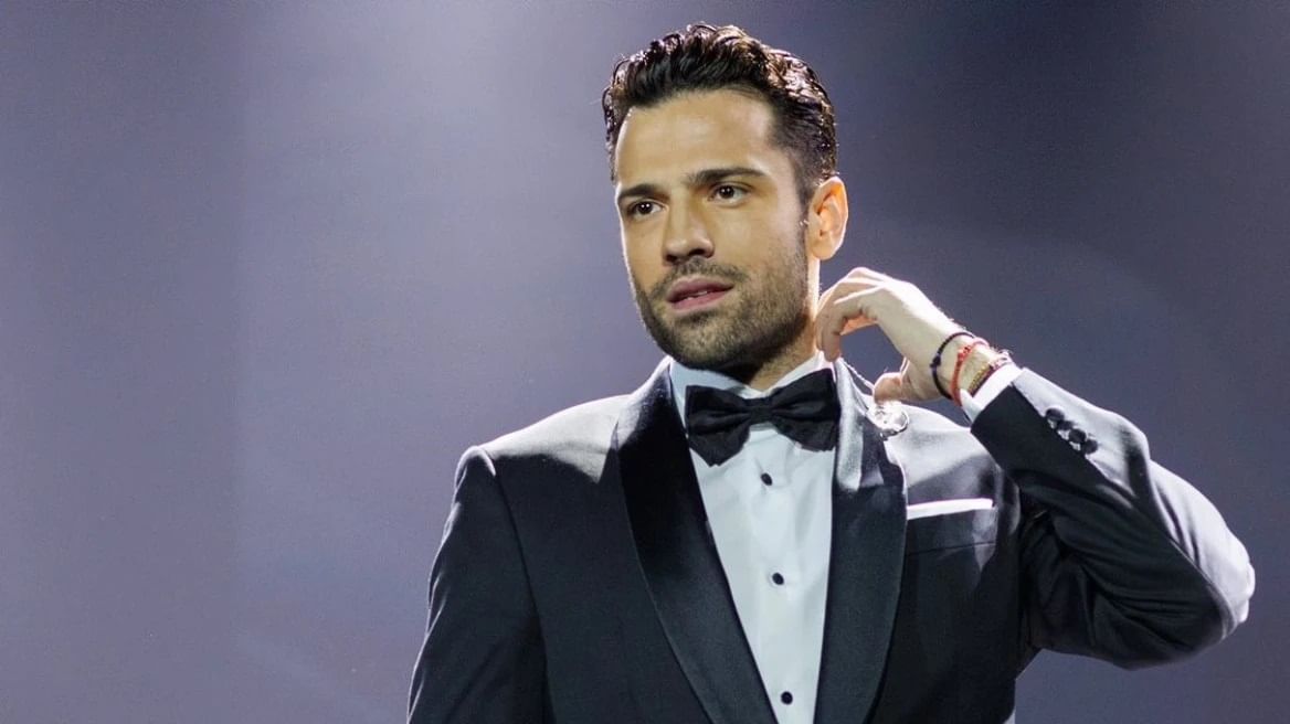 konstantinos argiros live new year 2025