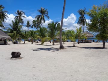 Island in Honda bay