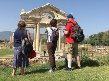 Aphrodisias and Pamukkale Day Tour from Izmir