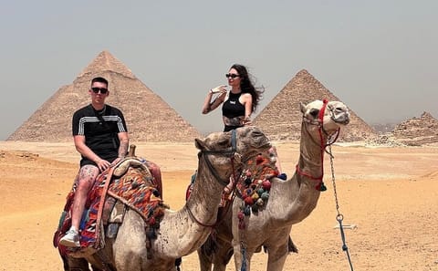 Private Half-Day Tour of Giza Pyramids and Sphinx in Cairo
