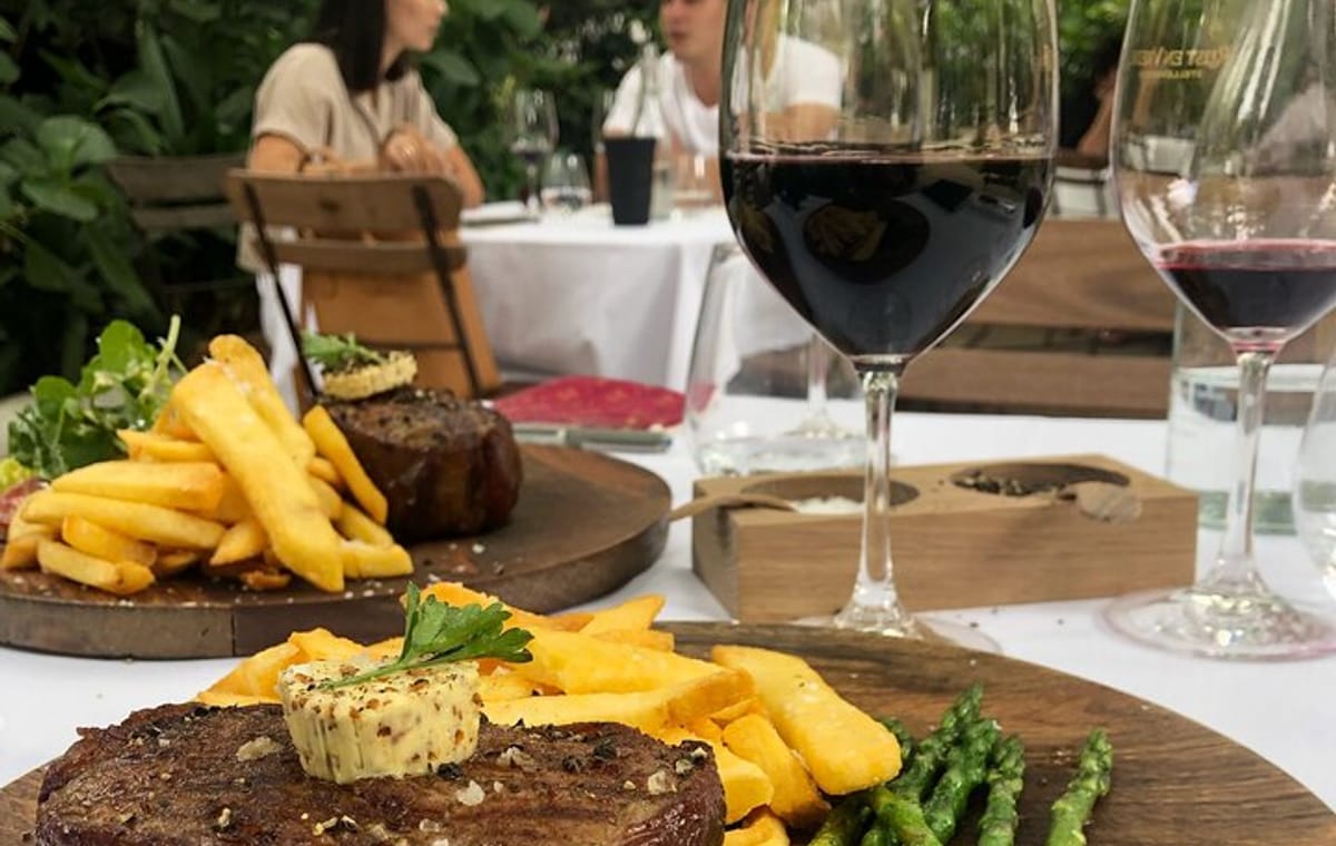 Private Full Day Stellenbosch Wine Tour