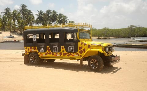 Jeep Tour of Praia da Pipa and Tibau do Sul Landscapes