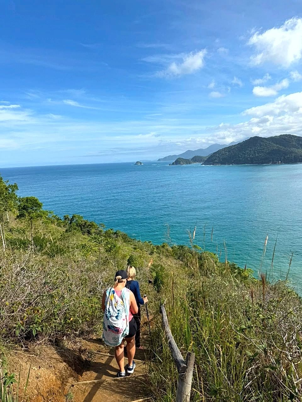 Day hike Praia do Sono: 3 Beaches & Waterfall in Juatinga Reserve
