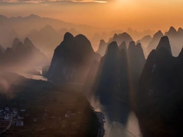 Yangshuo/Guilin: Full- or Half-Day Xianggong Hill Sunrise