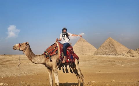 Private Half-Day Giza Pyramids Tour with Camel Ride