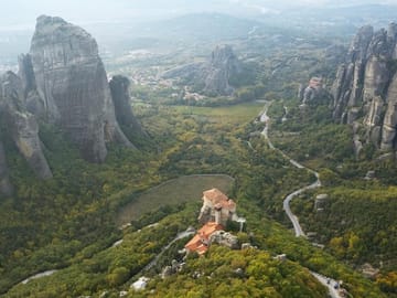 5 Days TOP Highlights in Mainland and Islands of Greece