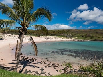 Easter Island Moai Statues Tour: Five Days in Hanga Roa
