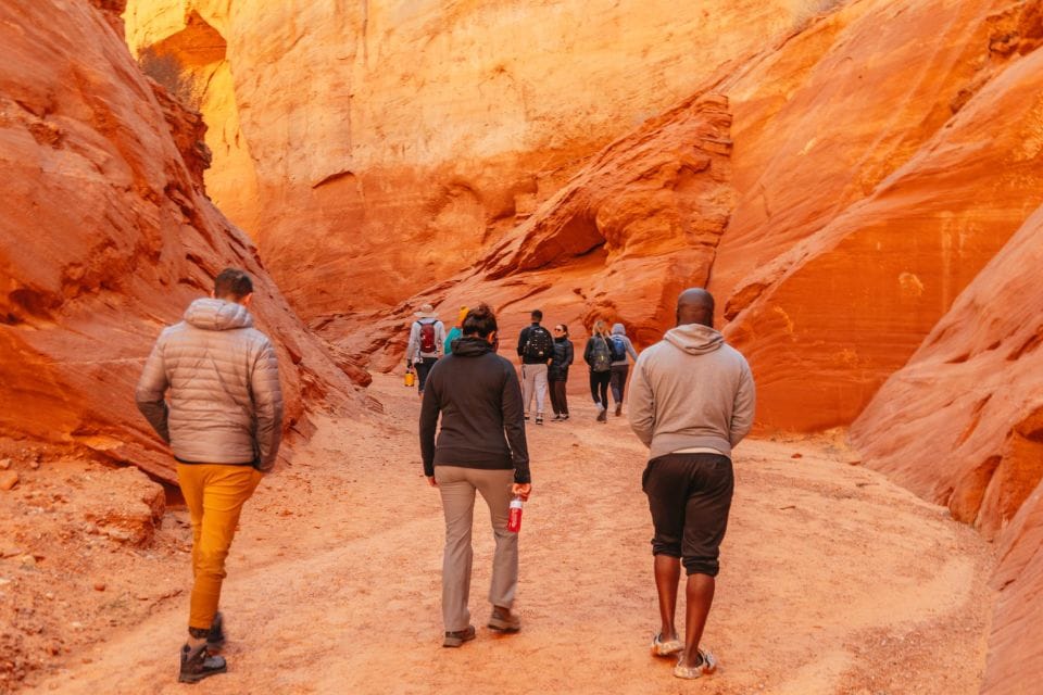 Page/Lake Powell: Guided Kayak & Water Antelope Canyon Tour 9