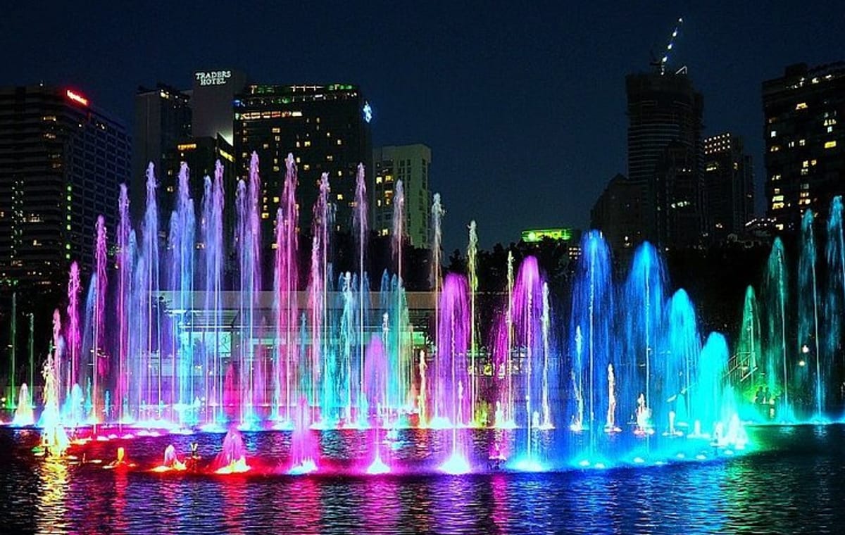 KL Evening Tour with Symphony Fountain Show & KL Tower Ticket (Shared with Hotel Pickup)