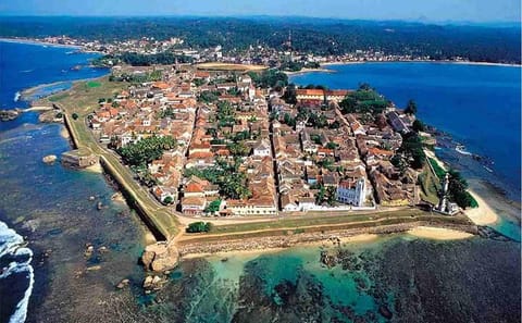 Cultural Day Trip from Colombo to Historic Galle