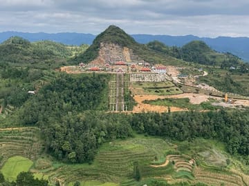 From Sapa: Ha Giang Loop Tour 3 nights 2 days with motorbike/car