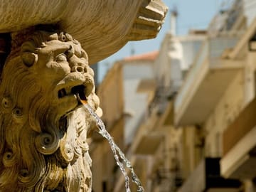 Heraklion half-day tour: Knossos Palace, Museum, and Wine Tasting