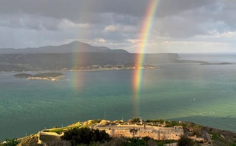 Private Tour of Seitan Limania and Zorbas Beach in Chania