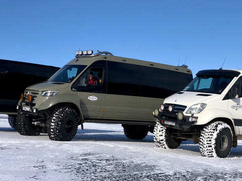 Private Super Jeep with driver guide, fits 6 passengers, photo 3