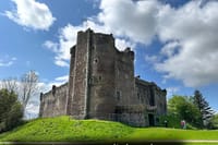 Winterfell Game of Thrones castle Scotland , Doune Castle Winterfell tours