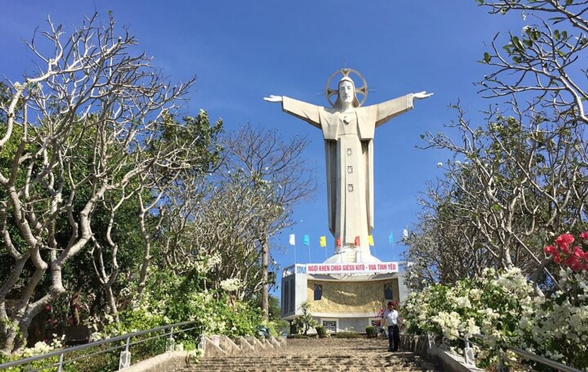Vung Tau City Tour from Phu My Port with Local Lunch