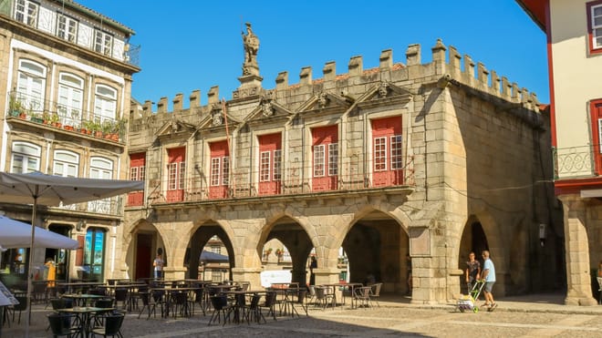 Private Day Tour from Porto: Guimarães, Braga and Bom Jesus 2