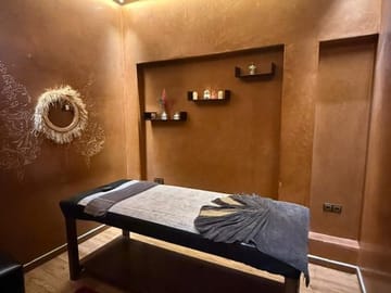 Marrakech Traditional Hammam and Massage Experience with Pickup