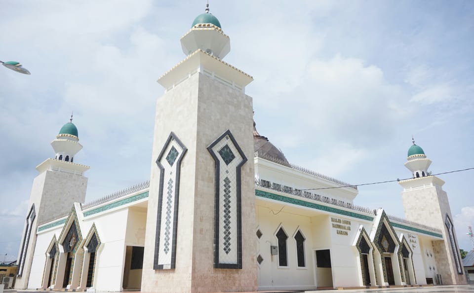 Immersive Oman & Emirates Tour