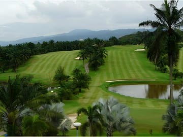 Private Langkawi Golf Tour 9 or 18 Holes with Hotel Transfers