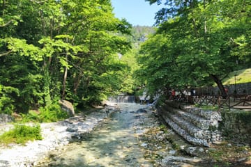 Thessaloniki Day Trip to Pozar Thermal Baths and Edessa Waterfalls