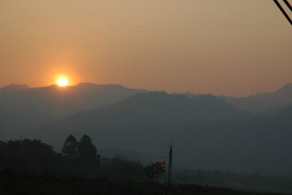 Monks Morning Almsgiving Tour (Food Offering)