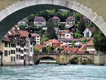 Discover Bern: Legends, Fountains & Medieval Stories